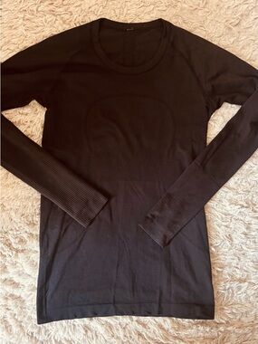 Lululemon Swiftly Long Sleeve Black Size 8